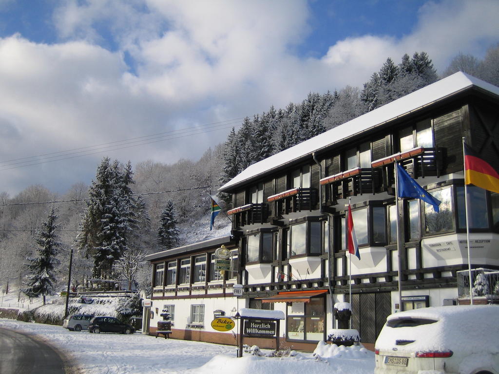 万豪斯特赖斯乡村酒店 Weinähr 外观 照片